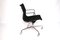 Chaise Pivotante Modèle Ea 117 Mid-Century en Cuir Noir par Charles & Ray Eames pour Vitra 10