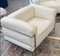Divano a due posti LC2 e sedia in pelle bianca di Le Corbusier & Pierre Jeanneret per Cassina, anni '70, set di 2, Immagine 4