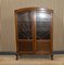 Kleine Art Deco Vitrine mit Eichentüren und Bleiglasfenstern 1