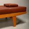 Sofá cama de madera de haya y cuero de Poul M. Volther para FDB Møbler, Dinamarca, 1966, Imagen 7