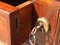 Geflammtes Mahagoni Sideboard im englischen Stil, 1890er 24