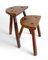 Französische rustikale Wabisabi Tripod Holzhocker, 2er Set 9