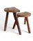 Französische rustikale Wabisabi Tripod Holzhocker, 2er Set 7