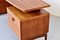 Teak Schreibtisch mit schwebender Tischplatte von G-Plan, 1960er 5