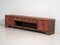 Antiker niedriger roter Fernsehschrank, 1900 15