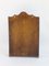 Antiker Wandschrank aus geschnitztem Holz mit Regalen 9