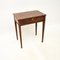 Mesa de escritura francesa de nogal, década de 1790, Imagen 2