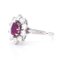 Vintage Marguerite Ring aus Gold mit Rubin und Diamanten 12