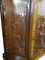 Elegante Louis Philippe Vitrine aus Nussholz mit Blumenglas, Italien, 19. Jh. 13