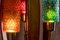 Lampada da tavolo Mid-Century grande con paralumi in vetro colorato ed elementi in legno, Stati Uniti, anni '60, Immagine 10