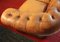 Divano Chesterfield in pelle e legno color whisky, anni '60, Immagine 13