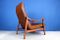 Skandinavischer Mid-Century Sessel aus Holz und Ökoleder 7