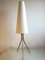 Lámpara de mesa vintage con trípode, años 50, Imagen 7