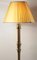 Lámpara de pie vintage de hierro forjado con detalles dorados, Imagen 2