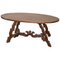 Antiker ovaler Tisch aus Nussholz 1