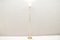 Lámpara de pie Lonea italiana de porcelana y latón, años 60, Imagen 3