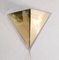 Dreieckige italienische Wandleuchten aus Messing & Acrylglas, 1980er, 2er Set 4
