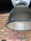 Lámpara de loft industrial vintage de vidrio y metal de Holophane, años 80, Imagen 7