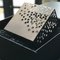 Kleine Vulcano Kerzenlaterne mit pentagonalen Laserschnitt-Perforationen von Casa Botelho 3