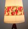 Dreibeinige Stehlampe aus Teak mit Rosenmotiven, 1950er 2