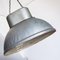 Lámpara colgante polaca industrial vintage de hierro, años 60, Imagen 2
