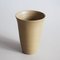 Vaso beige fatto a mano di Studio RO-SMIT, Immagine 1