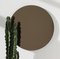 Kleiner runder bronzefarbener Orbis Spiegel von Alguacil & Perkoff Ltd 4