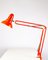 Lámpara de pinza de metal rojo, años 70, Imagen 1