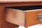 Antiker viktorianischer Schreibtisch aus Seidenholz mit Lederauflage 5