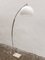Lámpara de pie italiana de metal cromado y acero tubular de Guzzini, años 60, Imagen 4