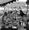 Lunch Time Models Druck von Bert Hardy 1