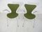 Sillas de comedor 3207 vintage de Arne Jacobsen para Fritz Hansen, años 80. Juego de 2, Imagen 1