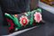 Fundas para almohadas Kilim florales de lana, verde y rosa de Zencef Contemporary. Juego de 2, Imagen 3