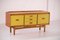 Skandinavisches Vintage Sideboard mit senfgelber Front, 1960er 5