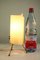 Lámpara de mesa trípode vintage de latón y acrílico, años 50, Imagen 8