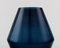Blaue schwedische Vintage Vasen aus mundgeblasenem Kunstglas, 2er Set 3
