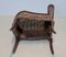 Antiker Stuhl aus Nussholz 3