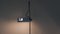 Lámpara de pie modelo 3319 vintage en blanco de Joe Colombo para Oluce, Imagen 2