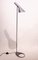 Lámpara de pie gris de Arne Jacobsen para Louis Poulsen, años 90, Imagen 1