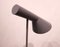Lámpara de pie gris de Arne Jacobsen para Louis Poulsen, años 90, Imagen 5