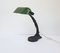 Industrielle Tischlampe mit grün emailliertem Lampenschirm, 1930er 1