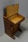 Kleiner englischer Schreibtisch aus Nussholz im viktorianischen Stil, 19. Jh. 13