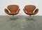 Cognac Aniline Leather Swan Chairs by Arne Jacobsen for Fritz Hansen, 1966, Set of 2, Image 1