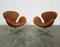 Cognacfarbene Anilinleder Swan Chairs von Arne Jacobsen für Fritz Hansen, 1966, 2er Set 4