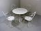 Mid-Century White Iron Garden Table and Chairs Set, 1950s, Set of 5, Immagine 1
