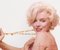 Photographie Marilyn Stretches the Beads par Bert Stern, 2010 1