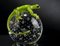 Sculpture Sphère avec Gecko Vert de VGnewtrend 2