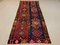 Tappeto Kilim vintage grande in lana rossa e navy, Turchia, 264x110 cm, Immagine 4