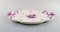 Großes Herend Serviertablett aus handbemaltem Porzellan mit violetten Blüten und Schleifen 2