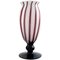 Murano Vase auf Fuß mit kirschroten Mundgeblasenen Streifen Kunstglas, 1960er 1